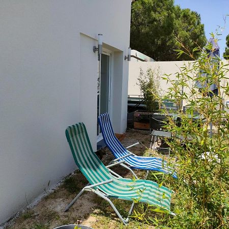 La Casita Serignanaise - Apt T2 - Clim - Jardin Bed and Breakfast Exteriör bild