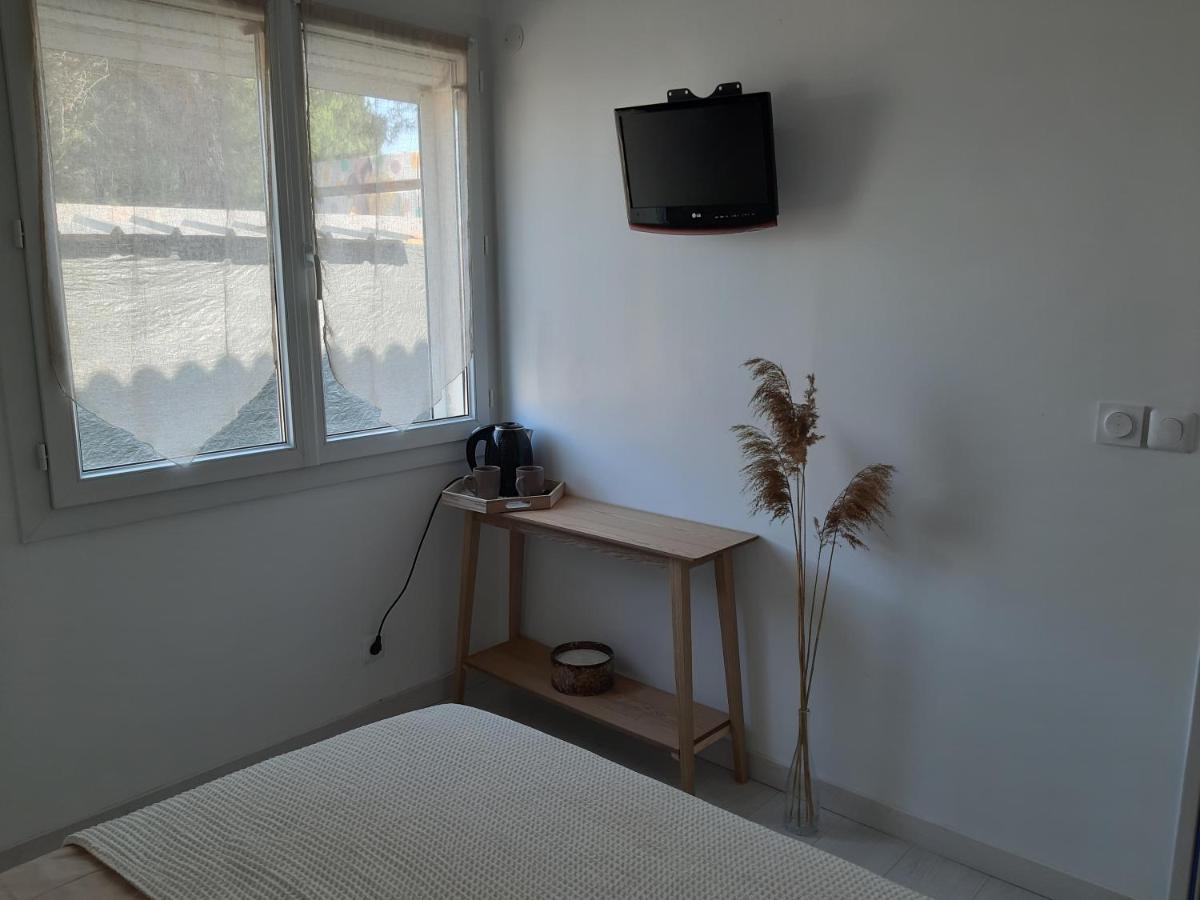 La Casita Serignanaise - Apt T2 - Clim - Jardin Bed and Breakfast Exteriör bild