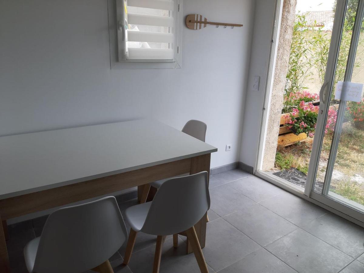 La Casita Serignanaise - Apt T2 - Clim - Jardin Bed and Breakfast Exteriör bild